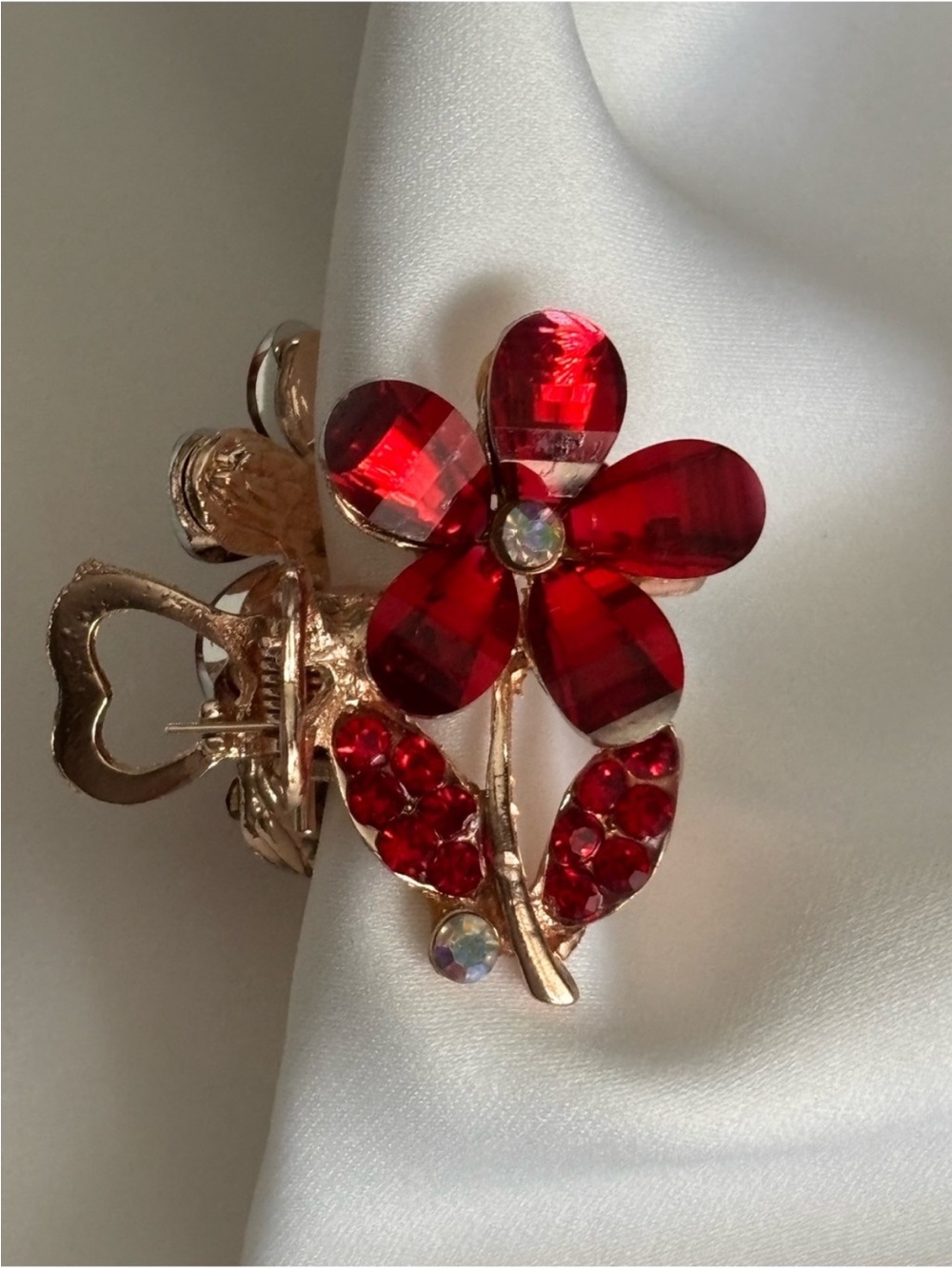 Red Crystal Flower Hair Claw Clip Gold Tone Rhinestone Hair Accessory